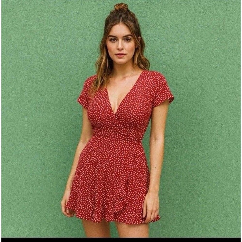 Reformation Wrap Around Chiffon Oyster Dress In Floral Red & White Size XS